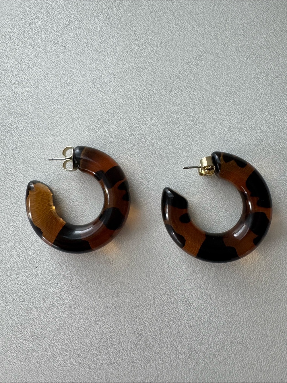 Tortoiseshell Acrylic Hoop Earrings - Brown/Black